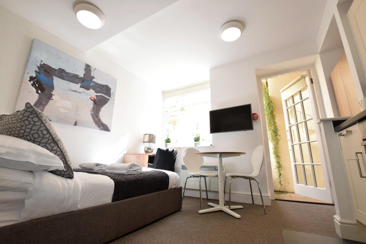 Berkeley Square Pads Διαμέρισμα Μπρίστολ Εξωτερικό φωτογραφία